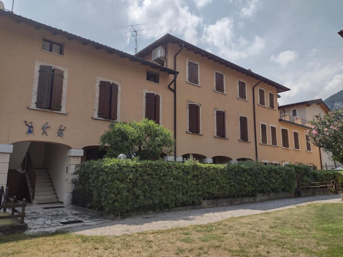 Casa Gabri Apartment Тосколано Мадерно Екстериор снимка
